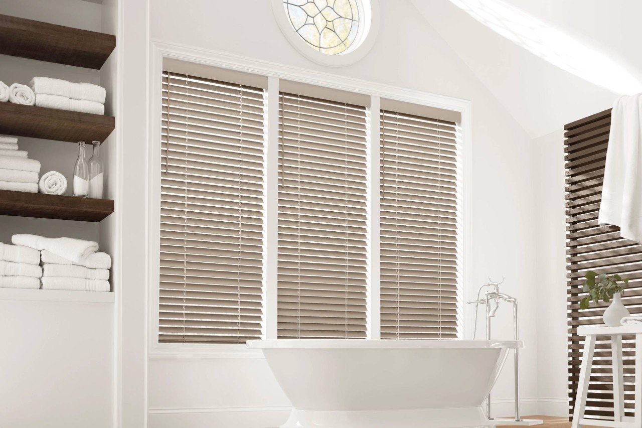 Customizing New Blinds For Your Home, Hunter Douglas Parkland® Wood Blinds near Tulsa, Oklahoma (OK)